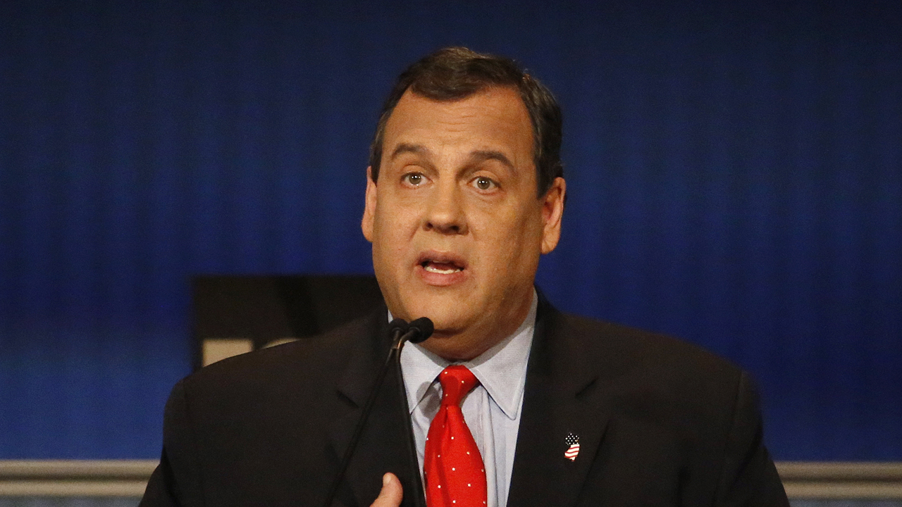Gov. Chris Christie, (R-NJ) on how he would reduce the size of the federal government.