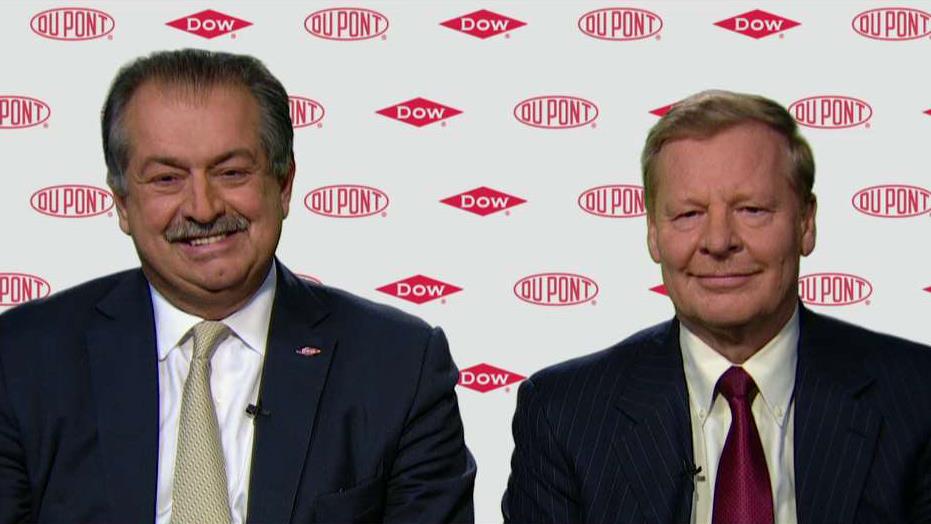 Dow Chemical Chairman and CEO Andrew Liveris and DuPont Executive Chairman and CEO Edward Breen discuss the merger agreement between the two companies.