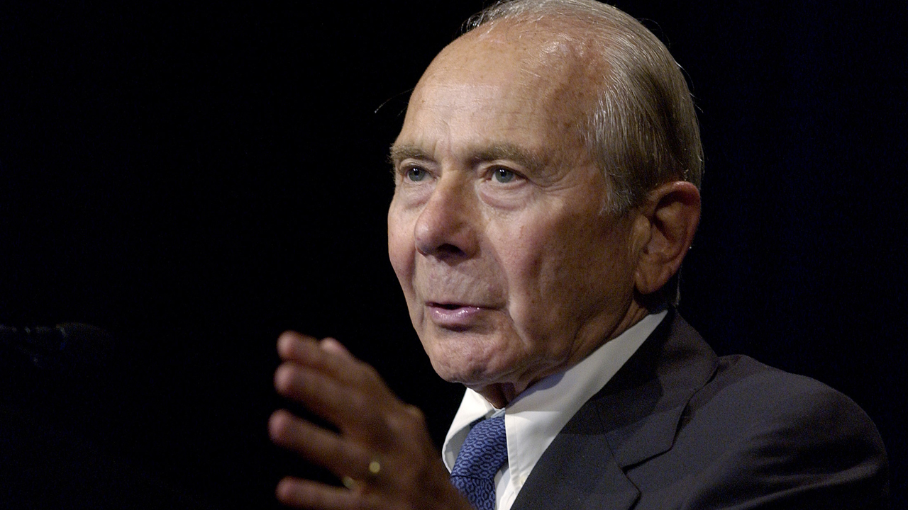 FBN’s Charlie Gasparino says former AIG CEO Hank Greenberg told FBN his company contributed $10 million to the Bush PAC, not him personally.