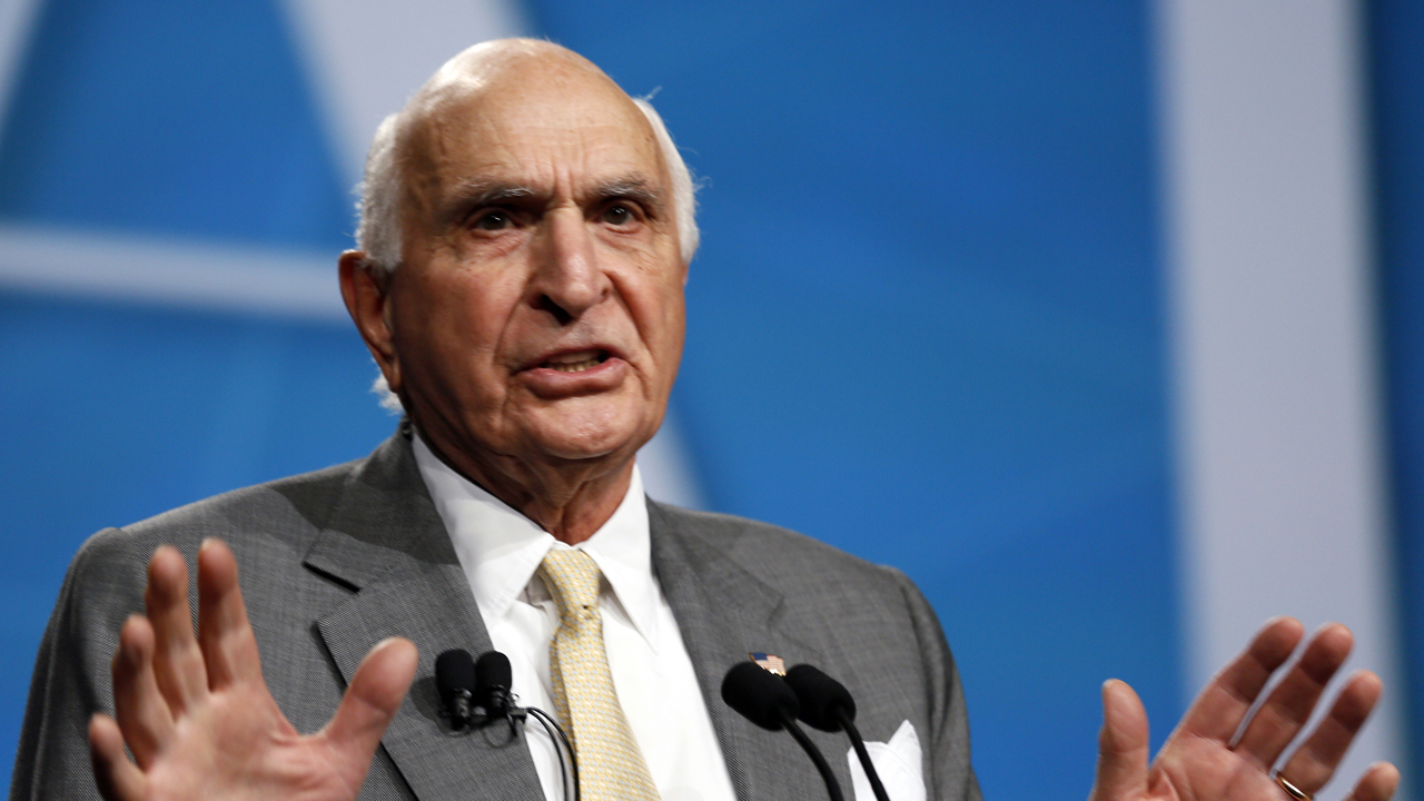 Former Home Depot CEO Ken Langone says he’s backing John Kasich until he leaves the race.