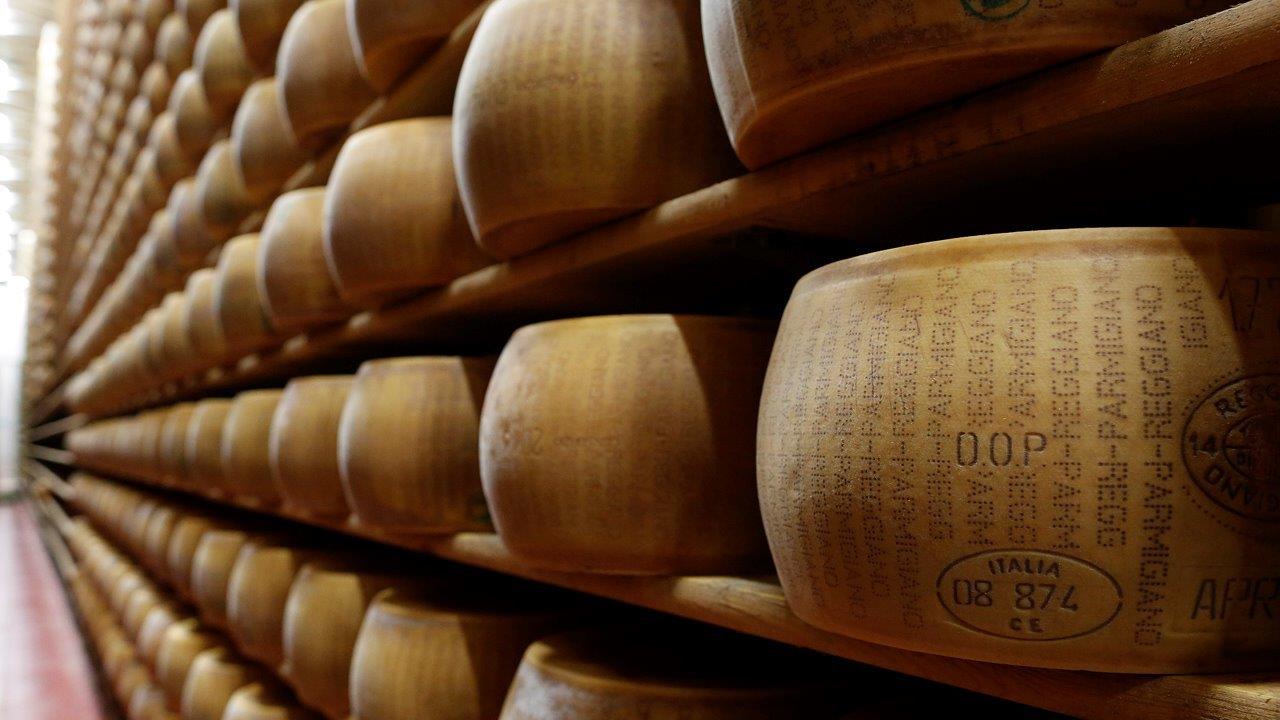 Why Does The US Have A Billion Pound Surplus Of Cheese?