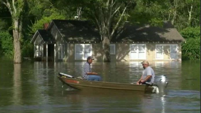 Craig Fugate, FEMA administrator, details damage to 40,000 Louisiana homes thanks to state-wide flooding and what the organization is doing to help residents in the area. 