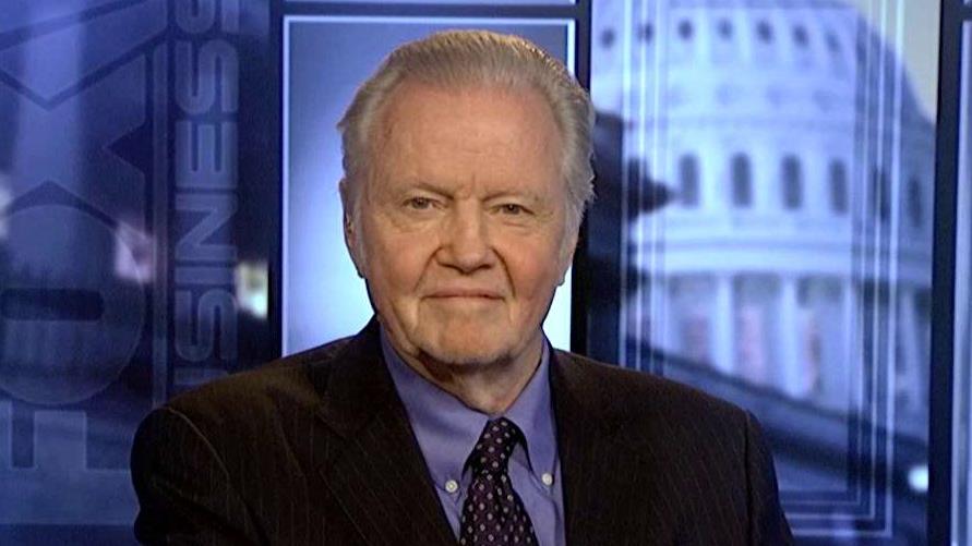 Actor and Donald Trump supporter Jon Voight weighs in on the existence of conservatives in Hollywood and the 2016 presidential election.