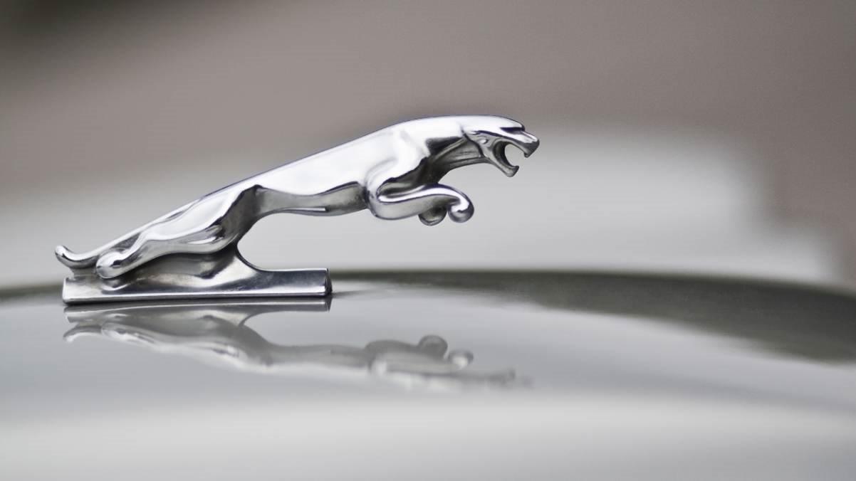 Jaguar Design Director Ian Callum explains the concept of producing an electric crossover SUV.