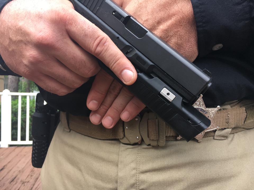 The Centinel Solutions gun mounted camera is an alternative police body cam that is changing the game!