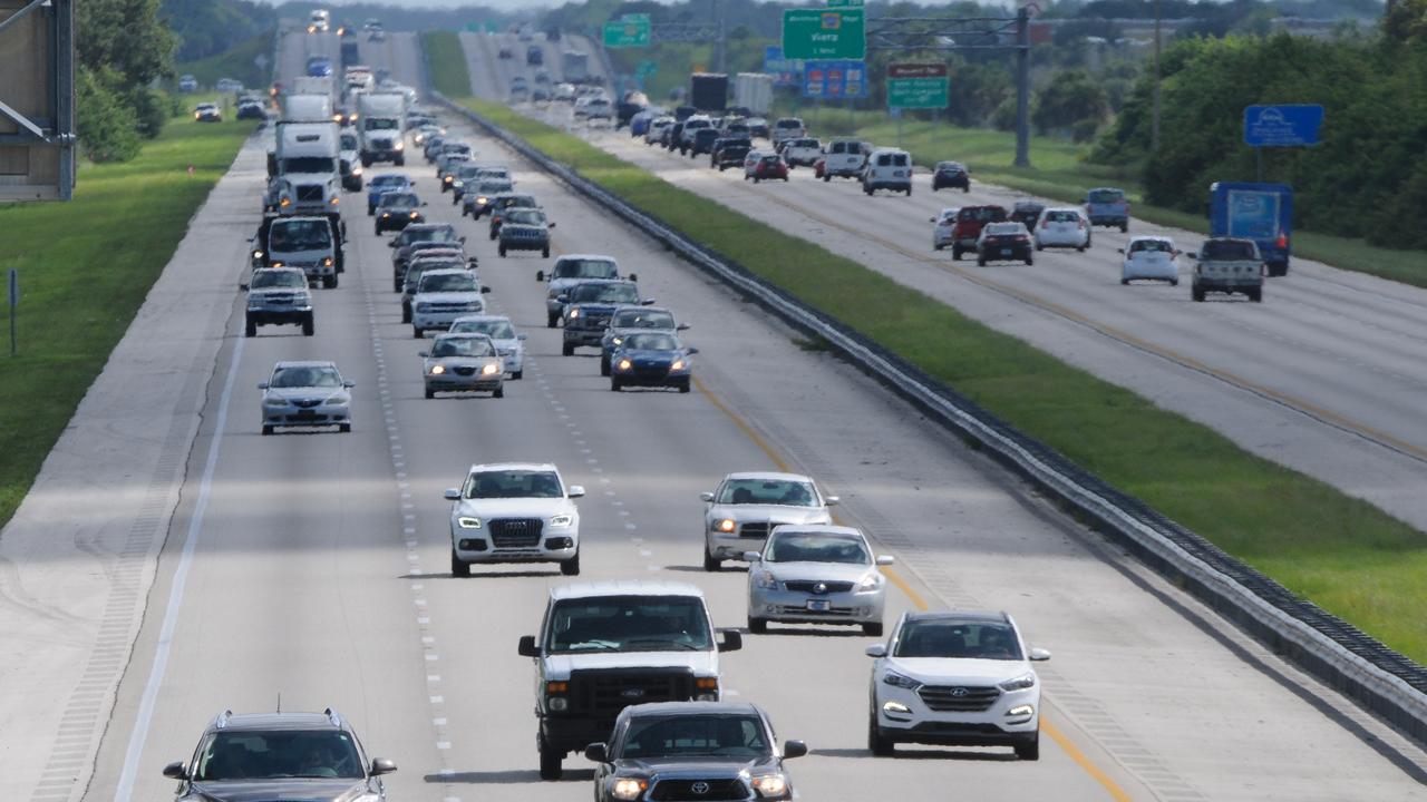 FBN’s Jeff Flock reports on the dangerous implications surrounding the number of recalled vehicles on U.S. roads with unfixed safety issues.