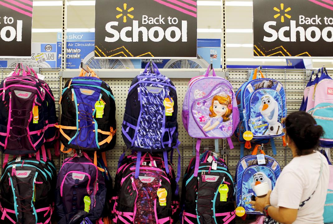 Teachers, parents and students are spending big bucks back-to-school shopping. Hereâs a breakdown 