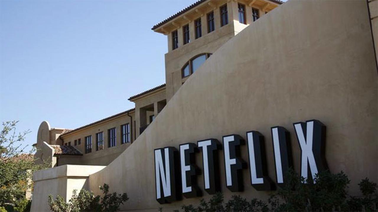 Disruptive Tech Research founder Lou Basenese on the outlook for Netflix.
