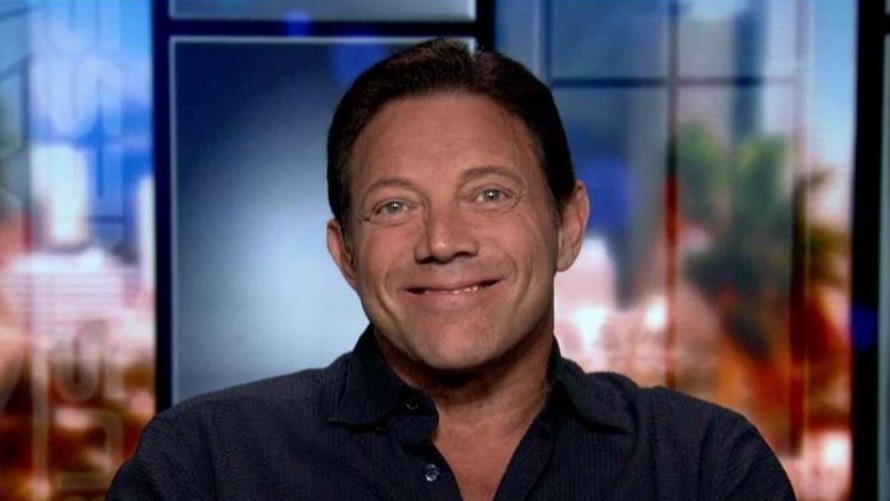 ‘Way of the Wolf’ author Jordan Belfort says the timing of Equifax executives’ stock sale could be a very telling sign.