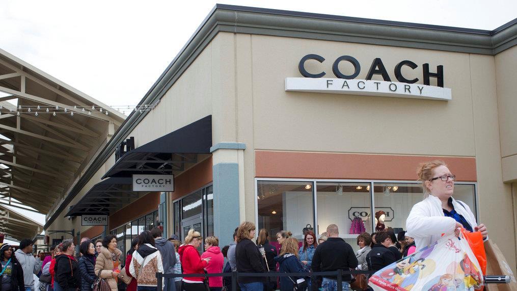 Retailer Coach is changing its name to Tapestry at the end of October.