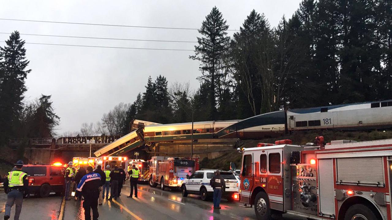FOX Business’ Connell McShane reports on the Amtrak passenger train derailment in the state of Washington.