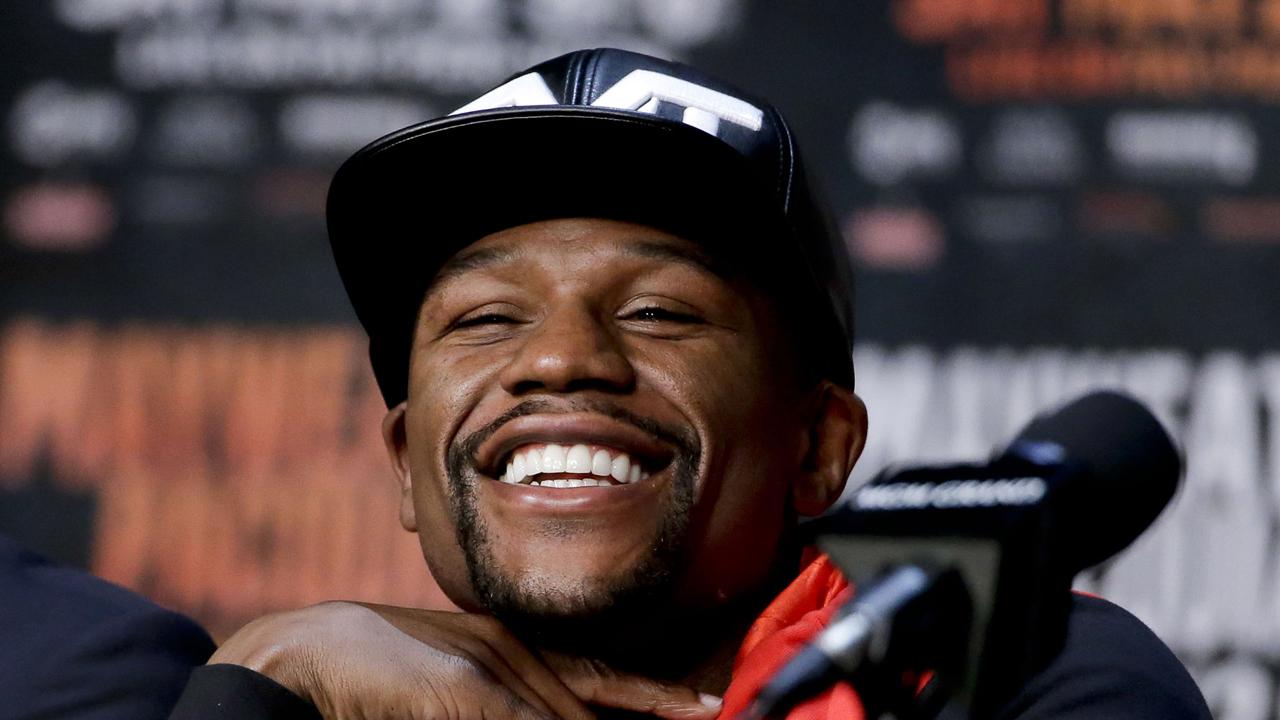 Boxing legend Floyd Mayweather Jr. discusses his new business venture into the virtual reality and fitness space. 
