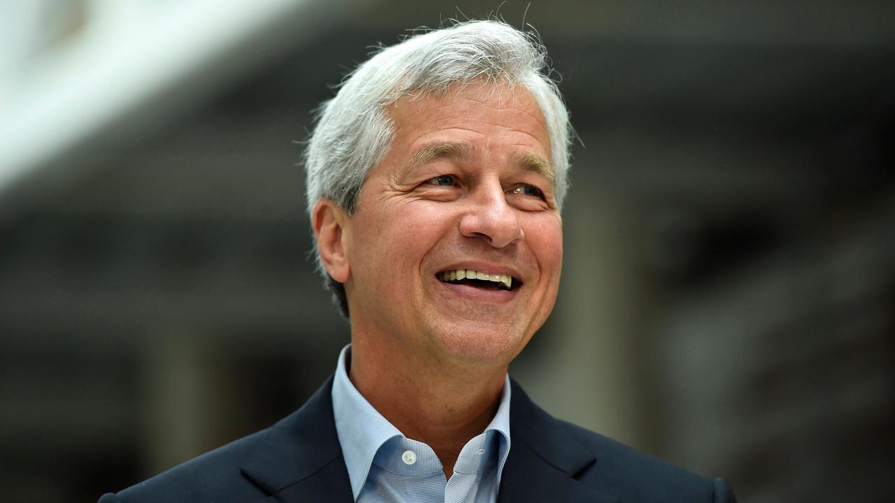 JPMorgan CEO Jamie Dimon discusses the importance of passing infrastructure reform and why Democrats won’t have a chance in 2020. 