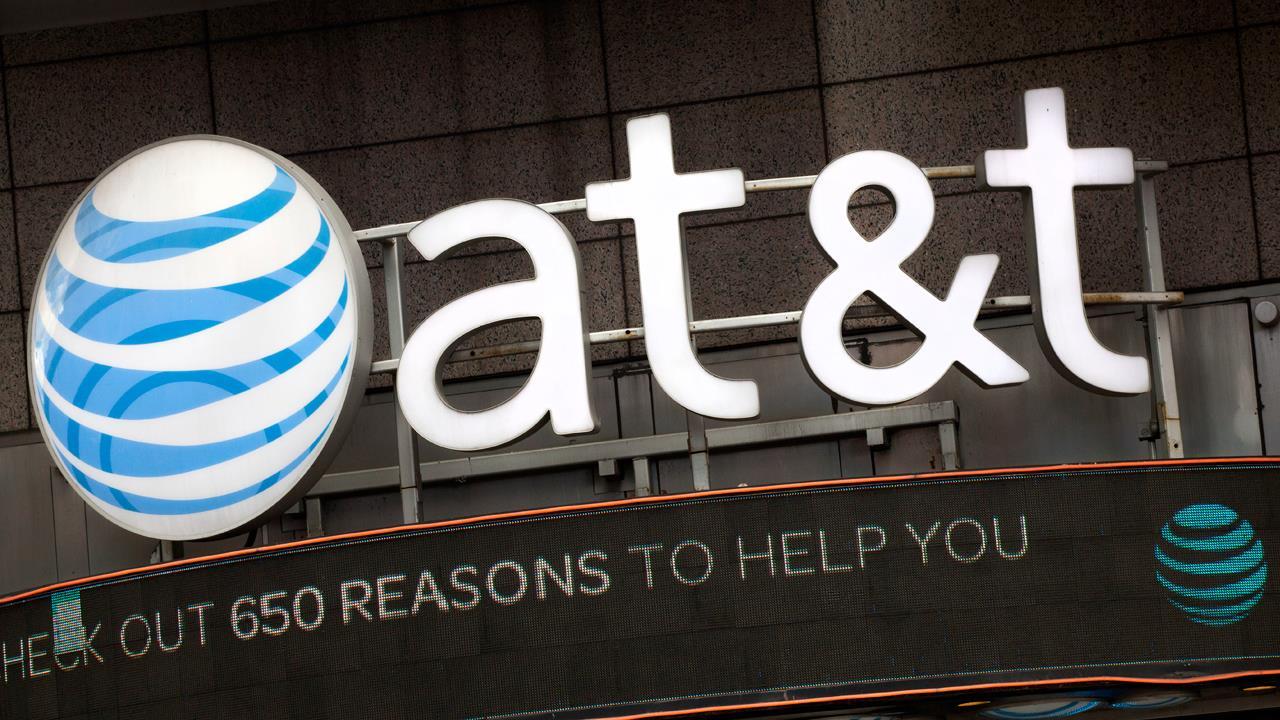 FBN's Liz MacDonald on AT&T's efforts to challenge the antitrust trial over AT&T's acquisition deal for Time Warner.