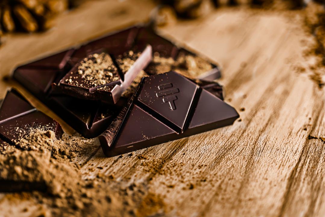 Calling all chocolate lovers. Jerry Toth, founder of To’ak, unwraps the world’s most expensive chocolate bar. At $385 a bar, here’s what makes it so special and what it tastes like.