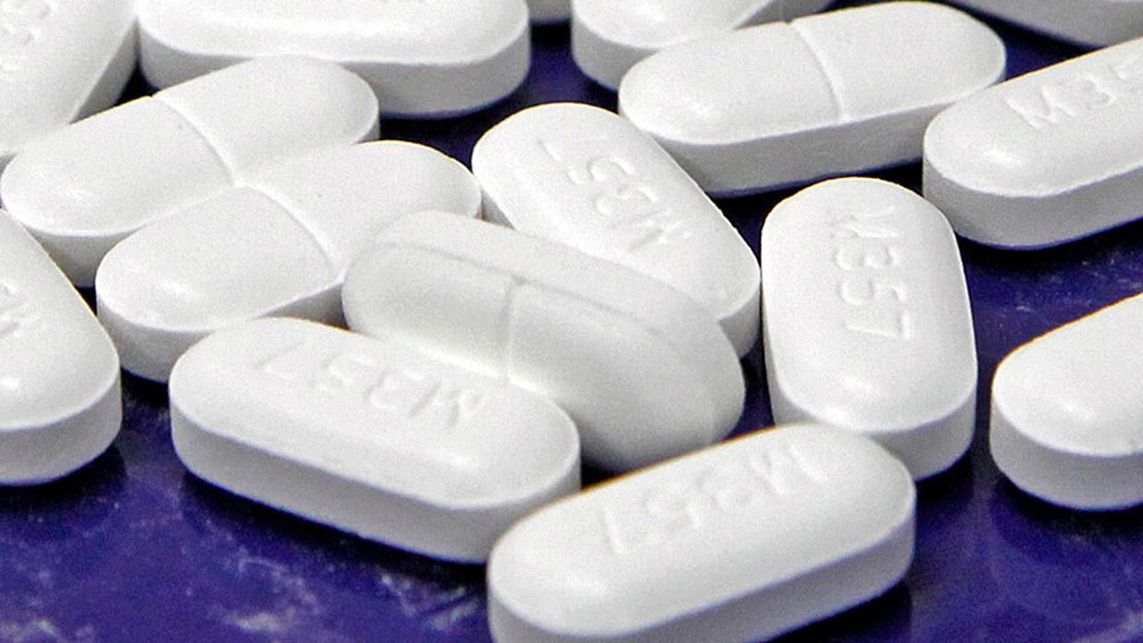 “Dr. Drew” host Dr. Drew Pinsky discusses the White House’s opioid summit and how these prescription drugs kill. 