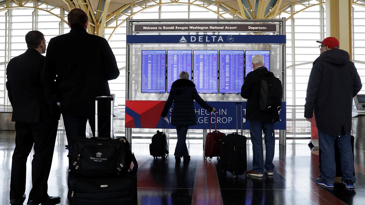 Fox Business Briefs: Airlines doing more than ever to communicate with passengers early in effort to cut down on long lines at airports due to flight cancelations.