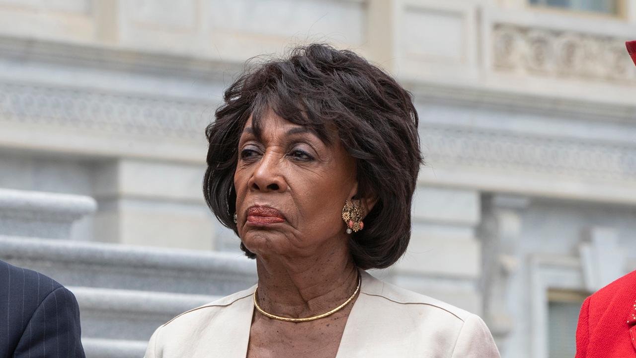 Maxine Waters triples down on call to harass Trump officials 