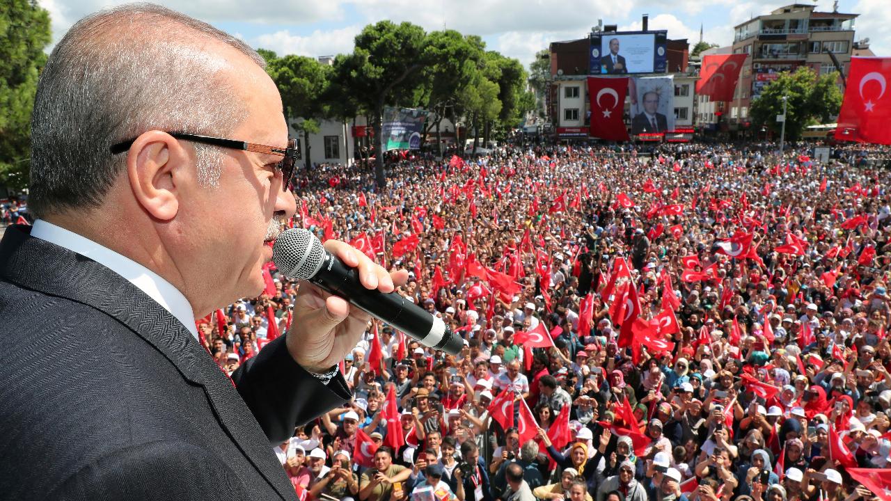 FBN's Stuart Varney and Charles Payne on reports Qatar will invest $15 billion in Turkey.