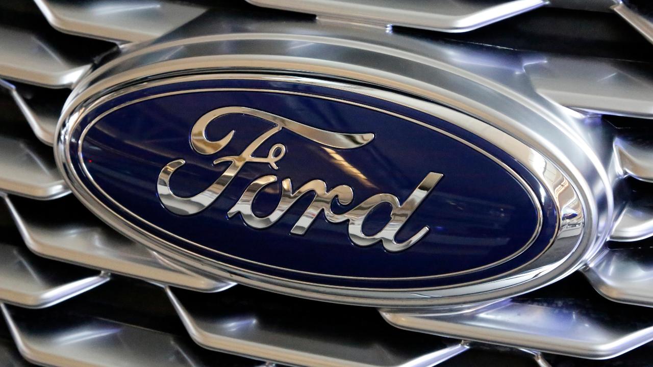 FBN's Cheryl Casone on Ford's decision to not build its Focus Active in the U.S. and the automaker teasing about a new all-electric vehicle.