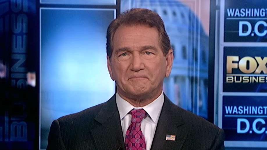 Former star quarterback Joe Theismann on why he disagrees with the NFL’s new roughing the passer penalty.