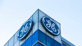 GE is close to being downgraded by Moody’s. FBN’s Stuart Varney with more.