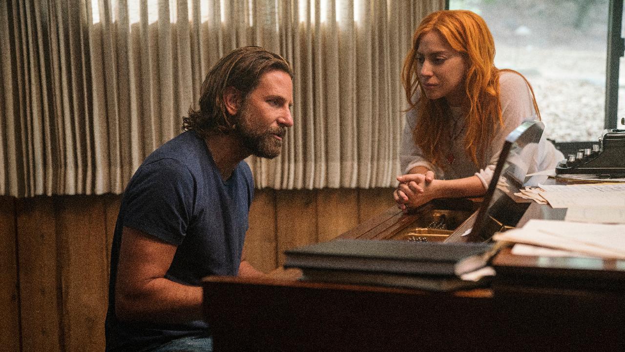 'In the FOXlight' host Michael Tammero on the buzz over the new movie 'A Star is Born.'