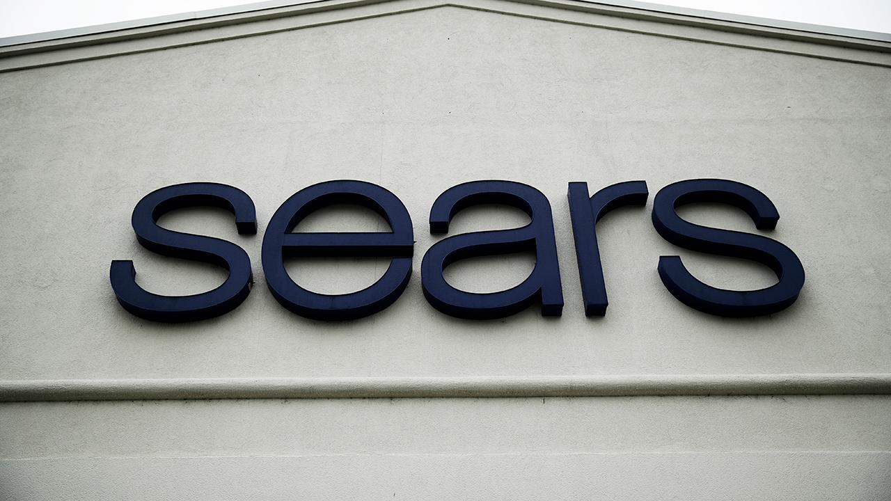 Layfield Report CEO John Layfield, Kadina Group president Gary B. Smith, former Obama economic adviser Robert Wolf, FBN’s David Asman and Dagen McDowell on Sears filing for bankruptcy protection.