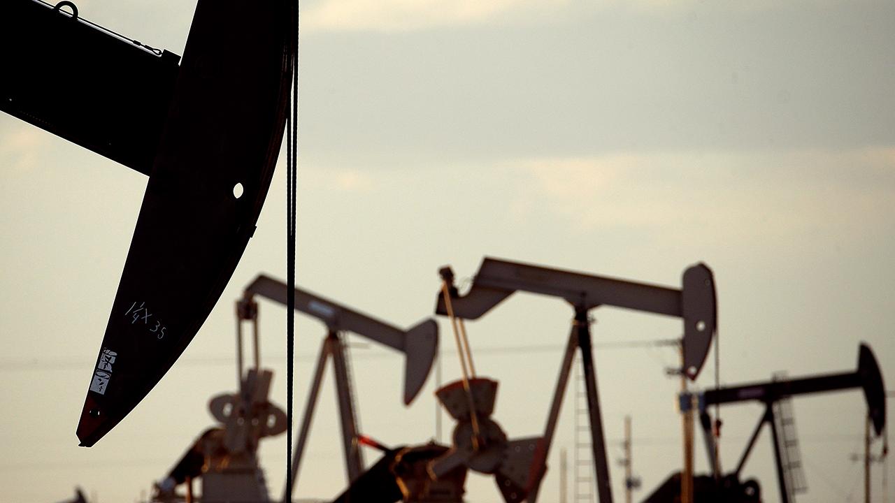 OPIS chief oil analyst Tom Kloza discusses his outlook on oil.