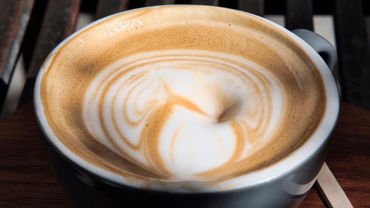 'Bulls &amp; Bears' panel on a new study, which shows that drinking coffee can lower your risk of developing type 2 diabetes. 