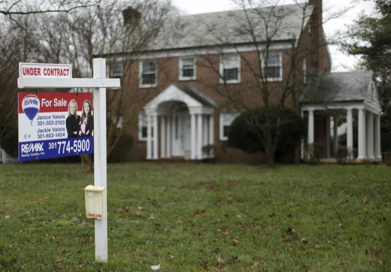 “Bulls &amp; Bears” panel on how more first-time home buyers are turning to their parents for mortgage assistance. 