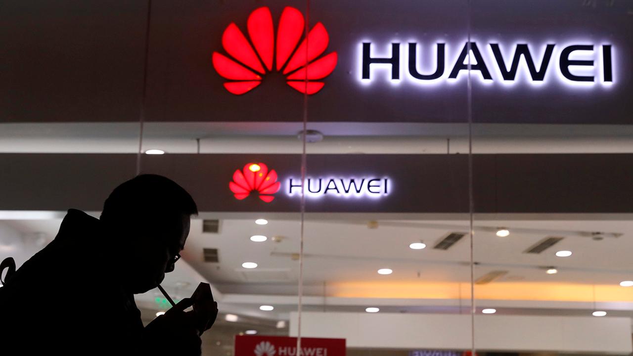 “Bulls &amp; Bears” panel discusses how the Department of Justice will pursue a criminal case against Chinese tech giant Huawei for allegedly stealing trade secrets.
