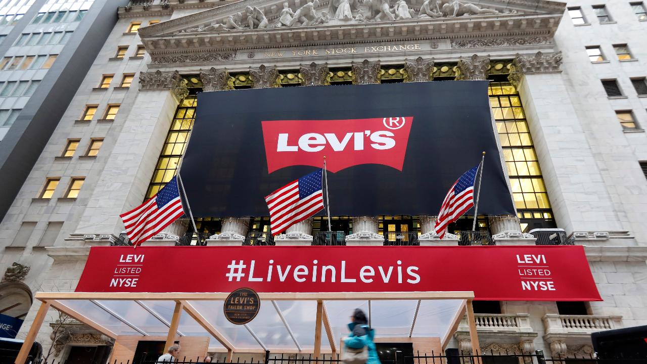 Renaissance Capital IPO ETF Manager Kathleen Smith and Pro4ma Inc. CEO Liz Dunn on the Levi Strauss IPO and the outlook for the IPO market.