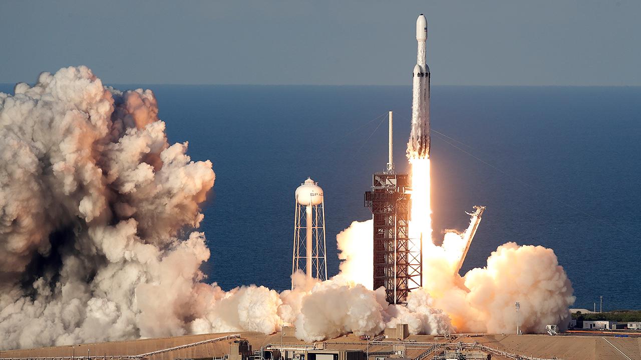 Fox Business Briefs: Elon Musk's SpaceX marks its first commercial launch with the company's Falcon Heavy rocket; tens of thousands of workers at Stop &amp; Shop supermarkets in three states walk off the job over stalled contract talks.