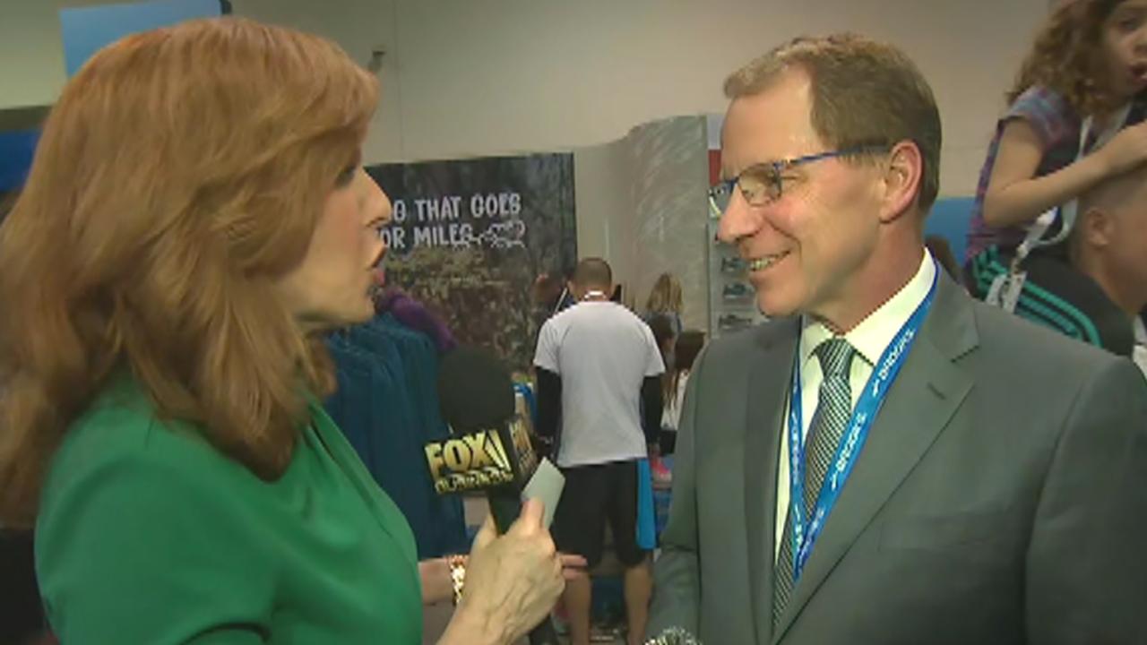 FOX Business’ Liz Claman interviews Brooks Running CEO Jim Weber about the company’s strong growth and how the U.S.-China trade war is affecting the business.