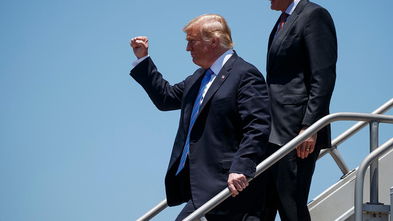 President Trump slams the Green New Deal during a visit to Hackberry, Louisiana.