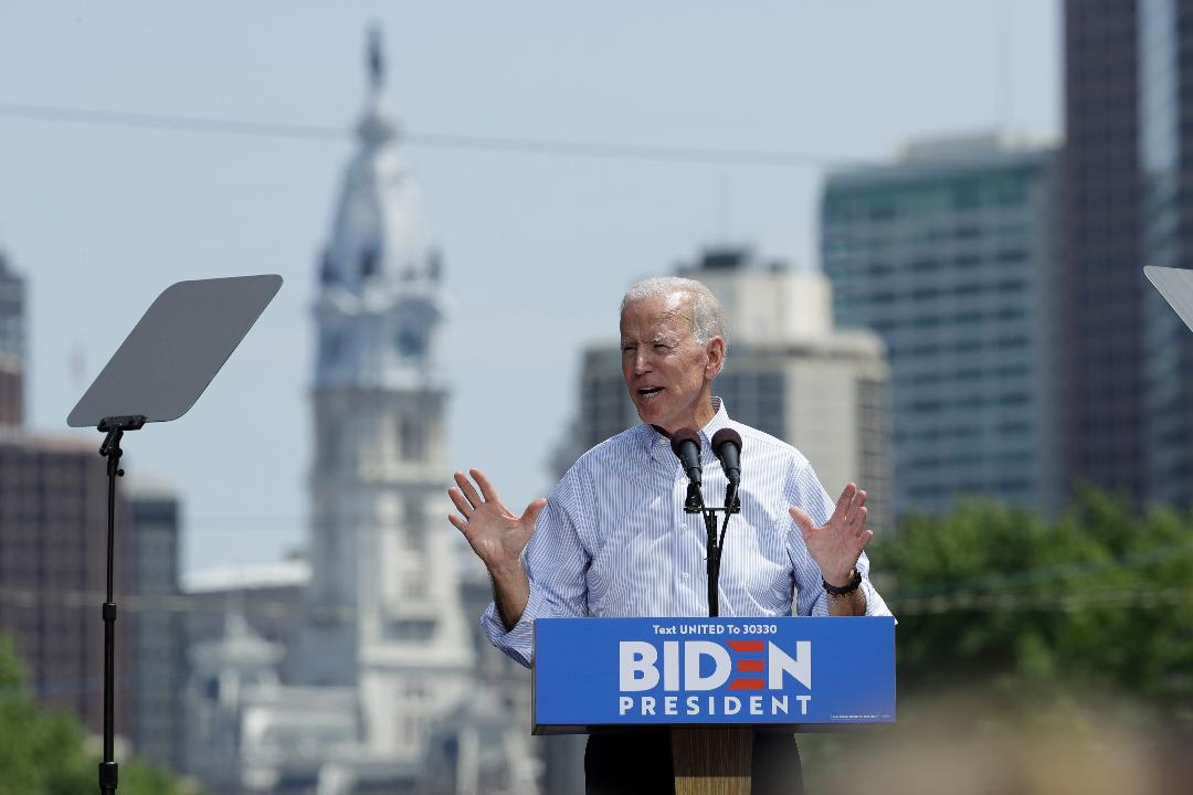 Democratic Strategist Jessica Tarlov and Republican pollster Kristen Soltis Anderson on former Vice President Joe Biden's lead among the crowded Democratic field in the 2020 presidential race.