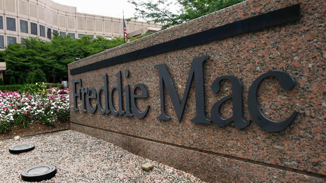FOX Business’ Charlie Gasparino reports that JP Morgan held a meeting to discuss the possible public debut of Fannie Mae and Freddie Mac. 