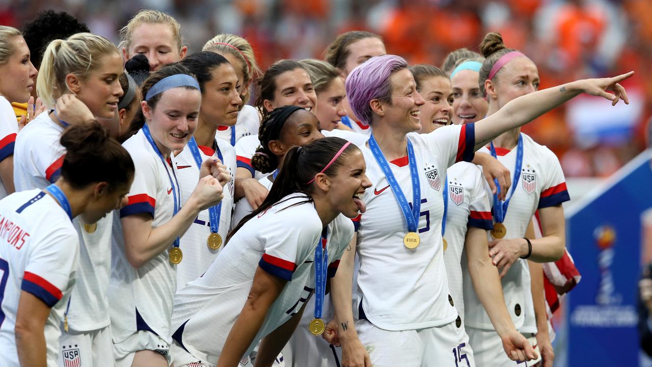 World Cup 2019: The US women's national team and soccer girl