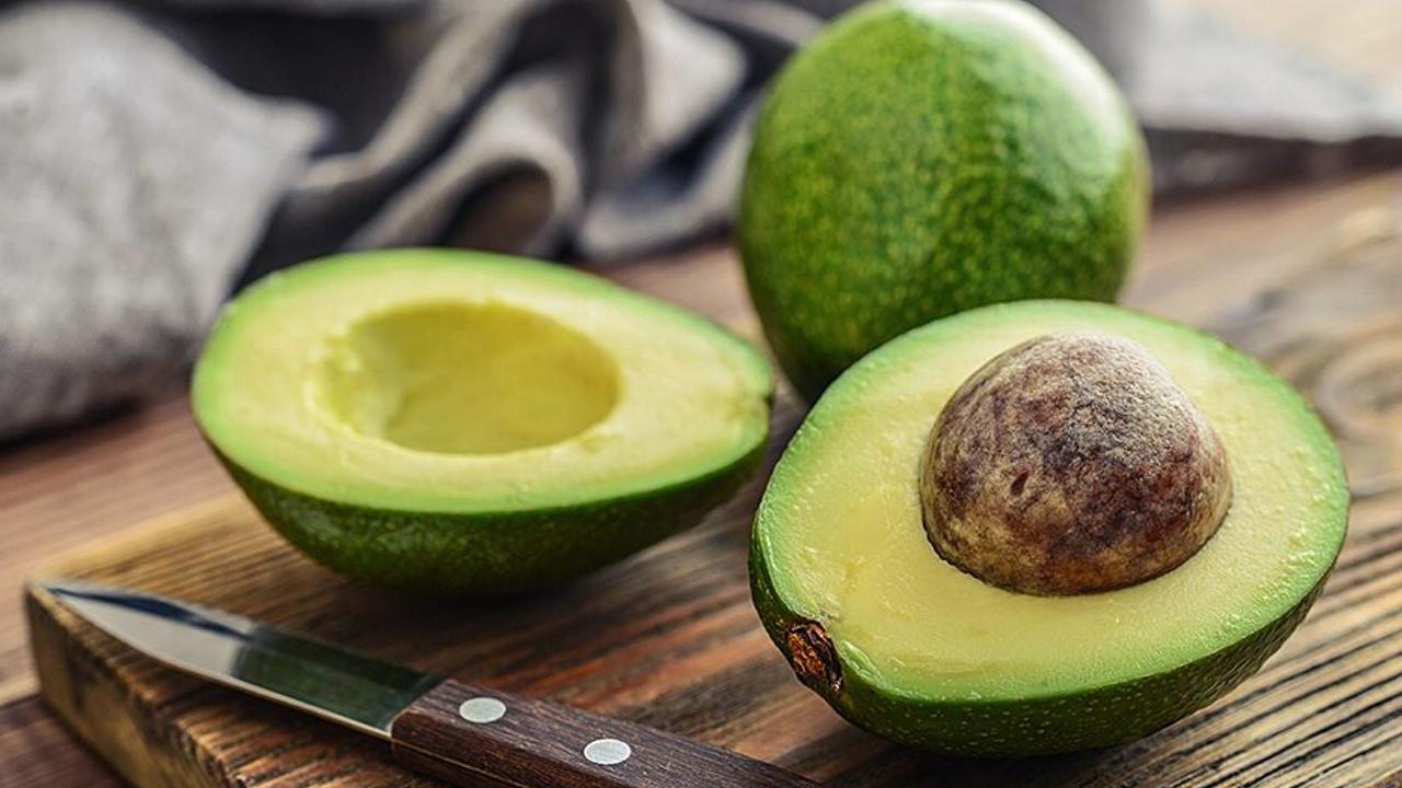 Morning Business Outlook: Many popular restaurants are celebrating National Avocado Day with deals and discounts; Snickers is promising to give out 1 million free candy bars if Halloween is moved to the last weekend of October.