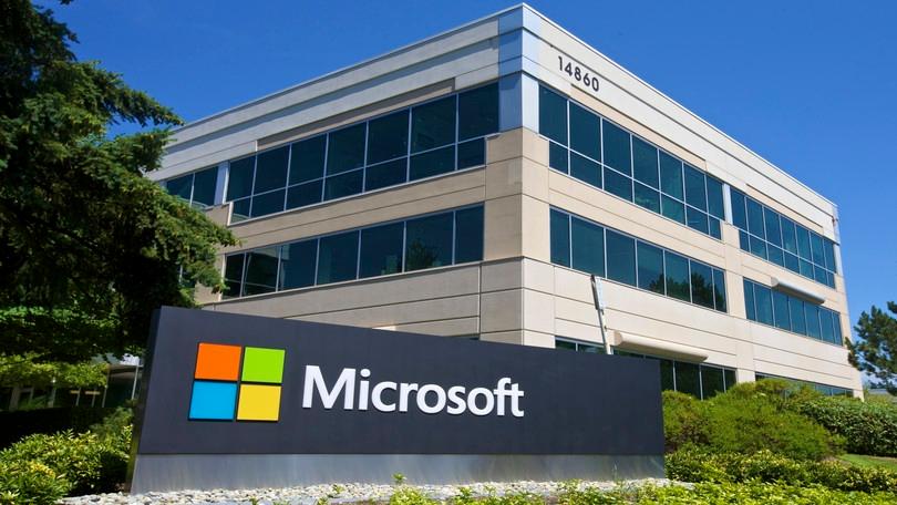 FOX Business’ Gerri Willis reports on Microsoft’s fourth-quarter earnings.