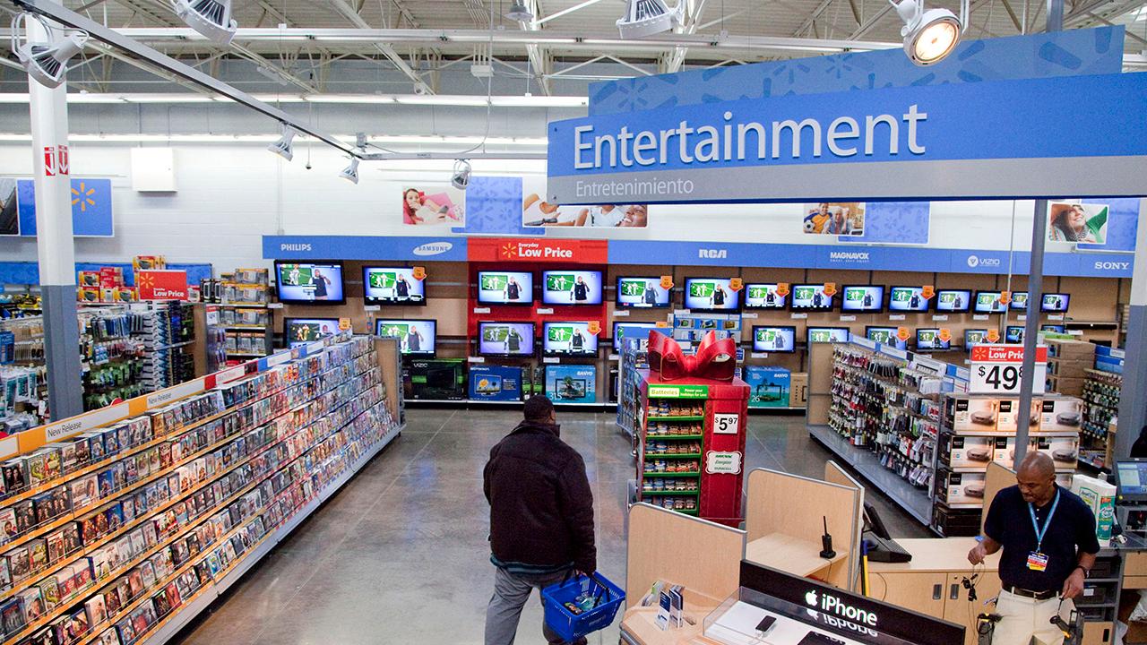 Morning Business Outlook: Walmart is calling for 'immediate action' to do away with violent video games inside its stores after two deadly shootings; Facebook is extending an olive branch to media outlets with a multi-million dollar licensing deal.