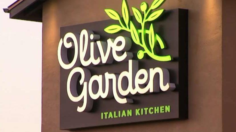 A chance to upgrade to an unlimited lifetime pasta pass at Olive Garden was offered to the first 50 buyers of a short-term variation.