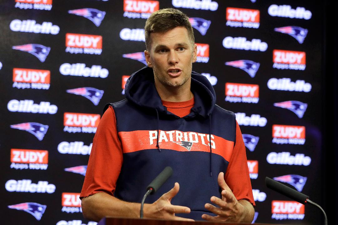 FOX Business' Jackie  DeAngelis hits the gym with New England Patriots quarterback Tom Brady at his new fitness center in Boston. 