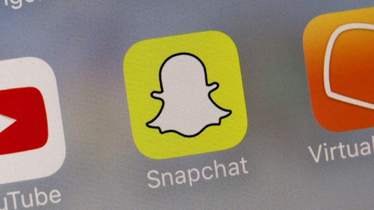 Social media company Snap is reportedly putting together a dossier on Facebook’s monopoly practices. FOX Business’ Hillary Vaughn has the latest from D.C. 