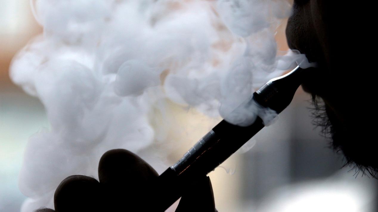 Family physician Dr. Jennifer Caudle gives her insights into the vaping crisis. 