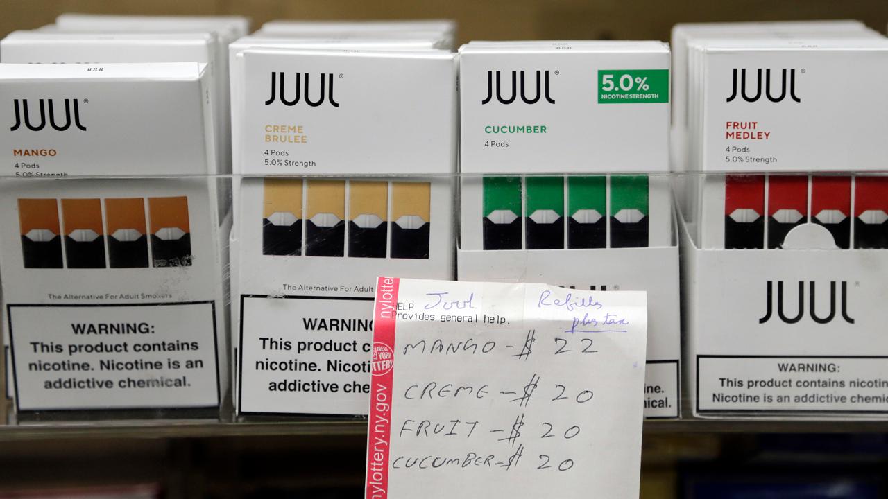 Juul announces the suspension of all advertising in the U.S. and the resignation of CEO Kevin Burns. FOX Business' Maria Bartiromo with more. 