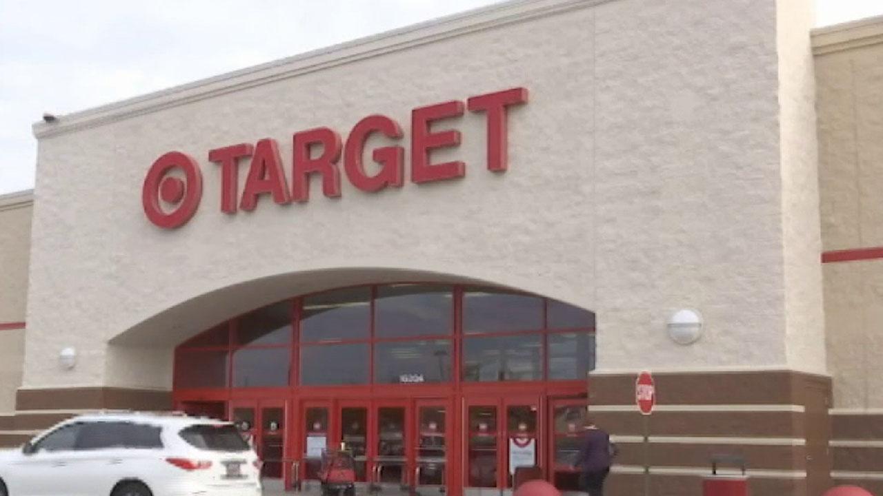 Fox Business Briefs: Retailer Target is beefing up its staff for the upcoming holiday season.