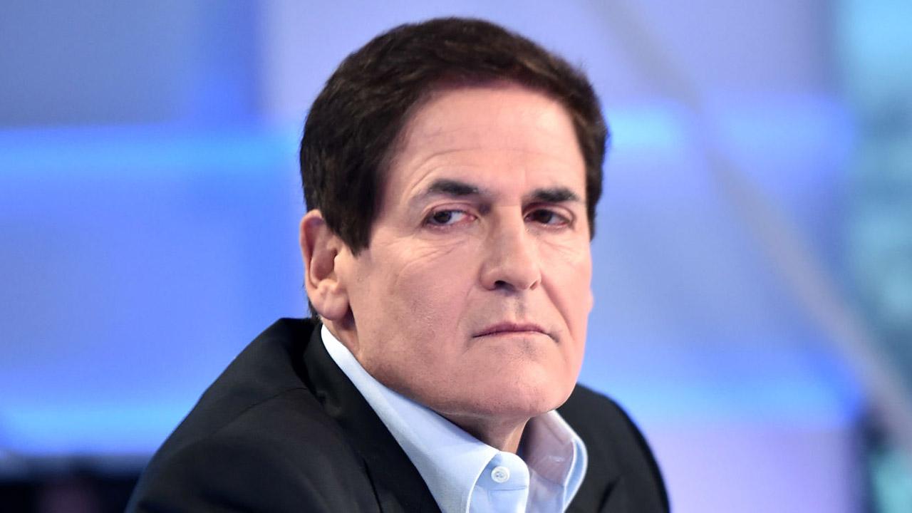 Dallas Mavericks owner Mark Cuban discusses politics in sports and China's involvement in sports leagues and stock exchanges.