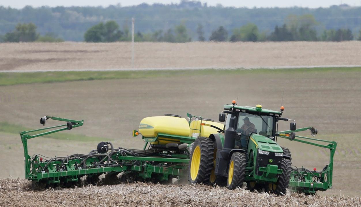 American Farm Bureau Federation chief economist John Newton discusses the economy and how it’s affecting farmers. 